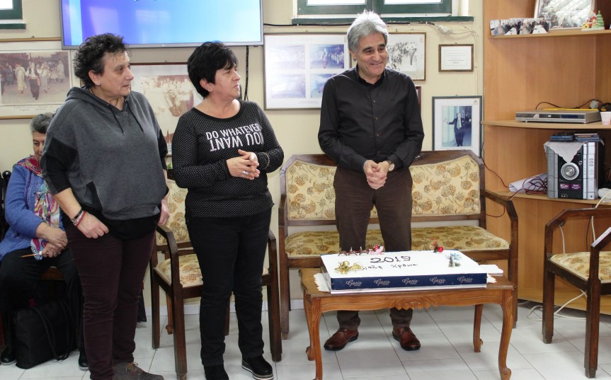 ΚΟΠΗ ΠΡΩΤΟΧΡΟΝΙΑΤΙΚΗΣ ΠΙΤΑΣ ΚΑΠΗ ΔΗΜΟΥ&nbsp;ΛΕΥΚΑΔΑΣ